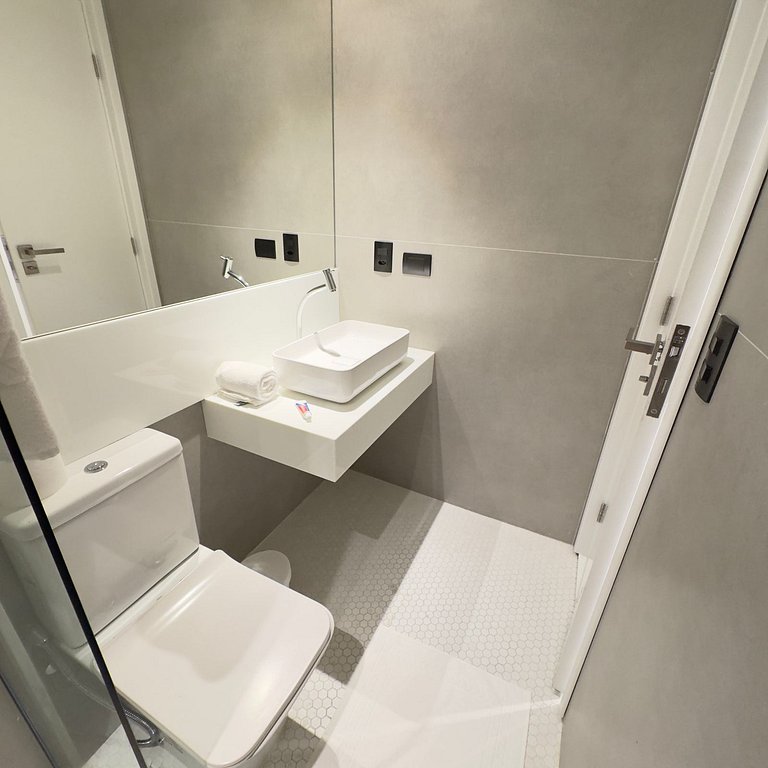 Suite Luxo Com Varanda Andar Alto