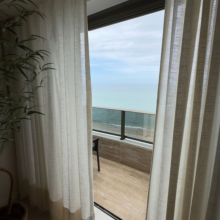 Suite Luxo Com Varanda Andar Alto