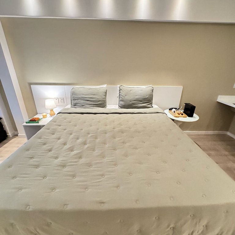 Flat Alto Luxo Decorado