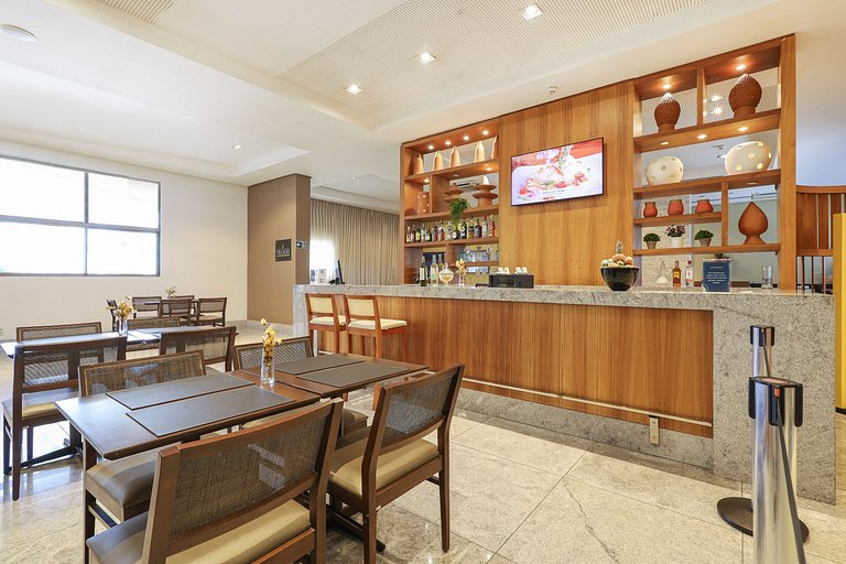 Apartamento Duas Camas de Casal Andar Alto