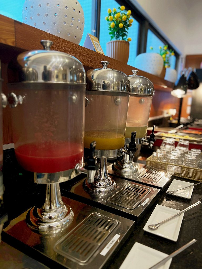 Suíte Standard Decorada Vista Mar