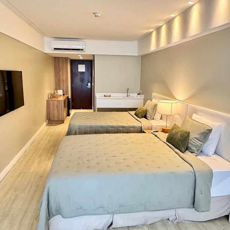 Flat Alto Luxo Beira Mar Com Duas Camas de Casal