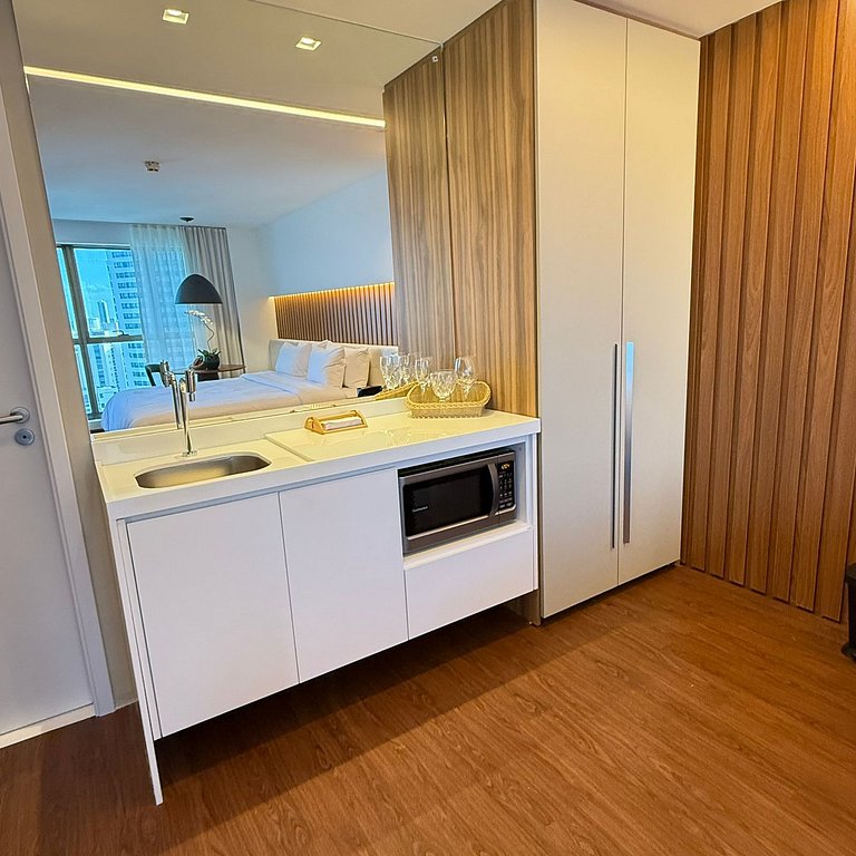 Suite Deluxe Com Varanda Lateral e Vista do Mar