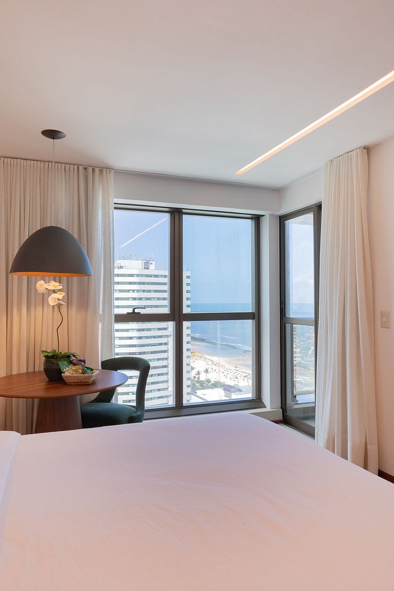 Suite Deluxe Com Varanda Lateral e Vista do Mar