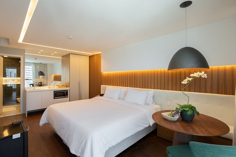 Suite Deluxe Com Varanda Lateral e Vista do Mar