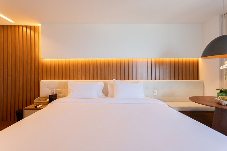 Suite Deluxe Com Varanda Lateral e Vista do Mar