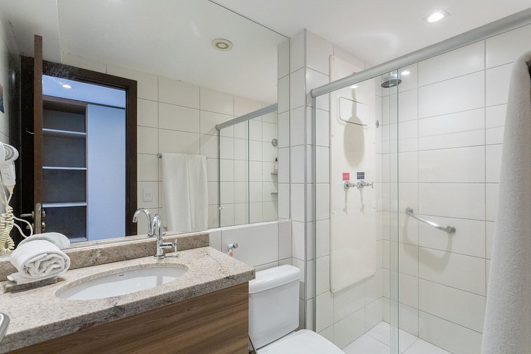 Suíte Luxo Com Varanda