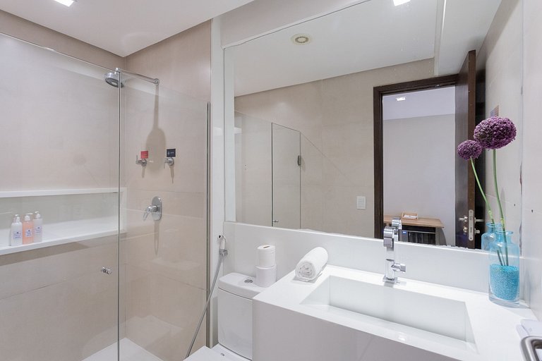 Flat Alto Luxo Beira Mar Com Duas Camas de Casal