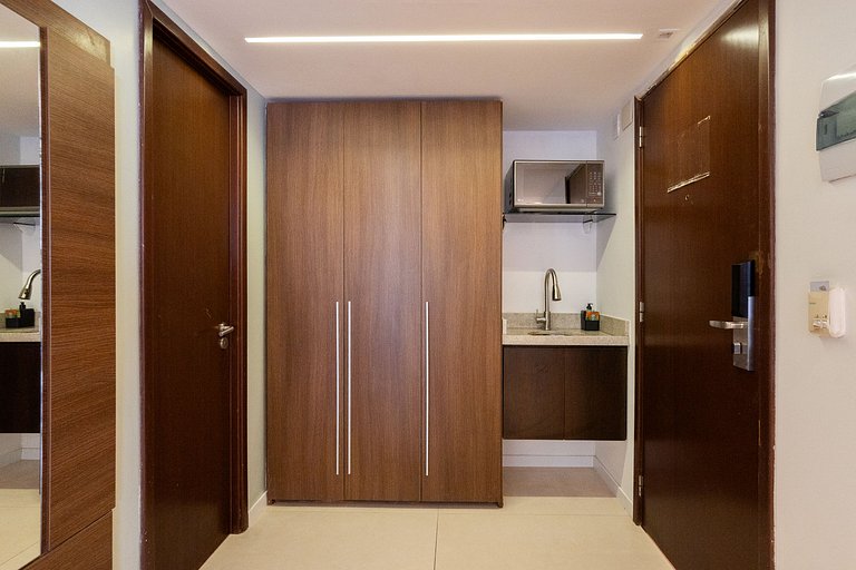 Apartamento Luxo com Varanda