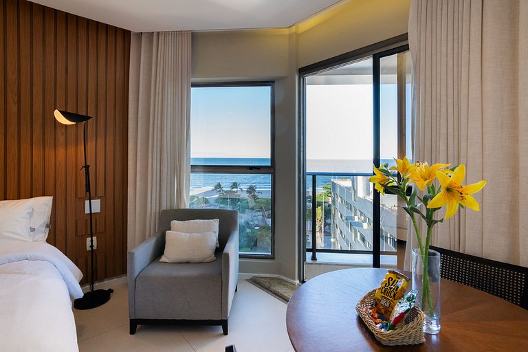 Flat Luxo Com Varanda Vista Mar